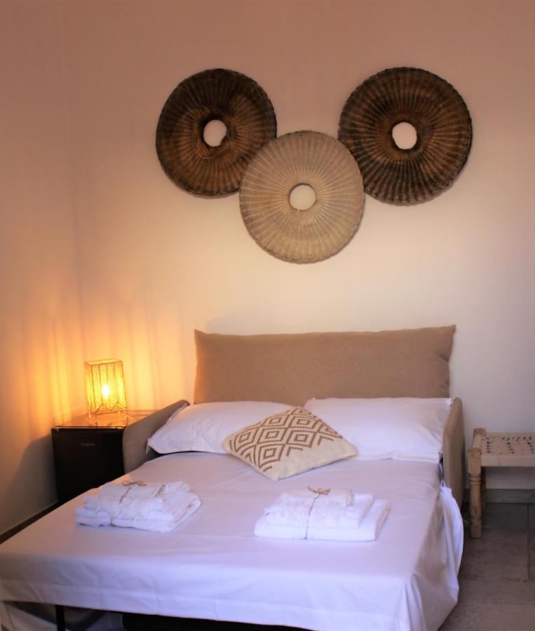 Li Perrini Boutique B&B Acquarica ภายนอก รูปภาพ