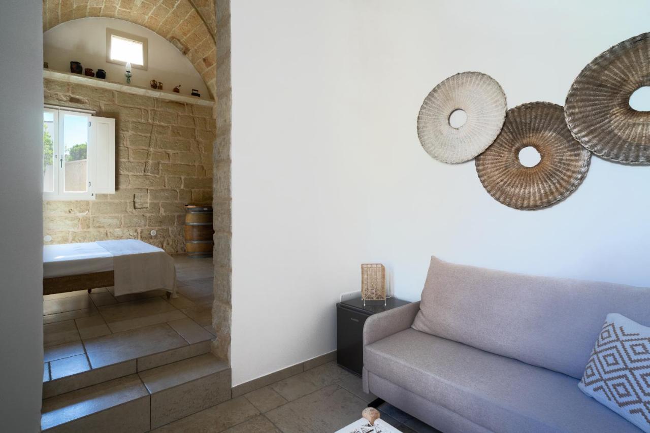 Li Perrini Boutique B&B Acquarica ภายนอก รูปภาพ