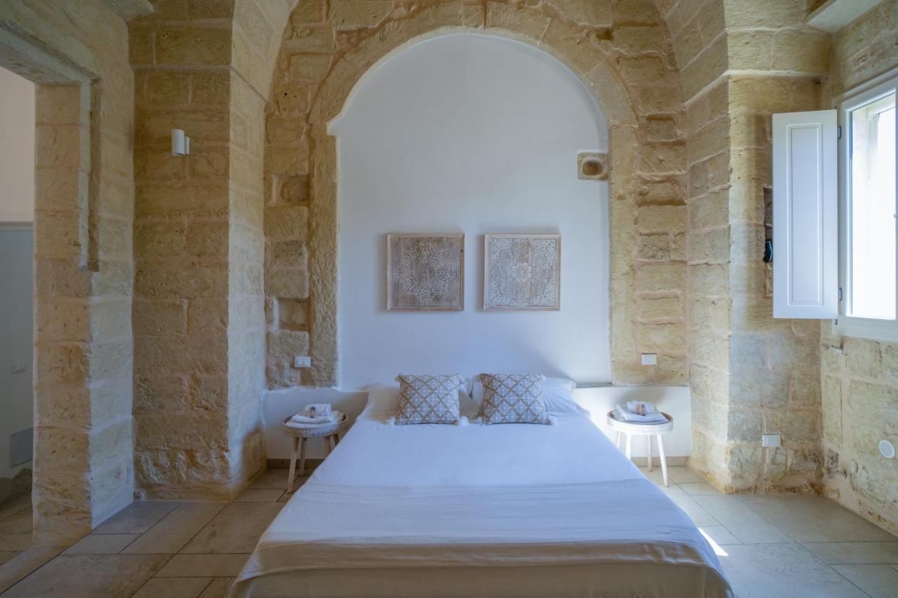 Li Perrini Boutique B&B Acquarica ภายนอก รูปภาพ