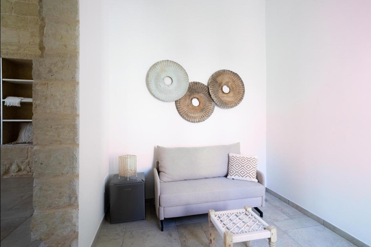 Li Perrini Boutique B&B Acquarica ภายนอก รูปภาพ